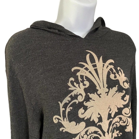 WILDFOX Gray Black Pullover Hoodie With Gold Optic Graphic Print Size Small - Picture 4 of 8